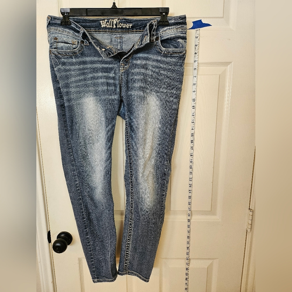 Wallflower Women's Blue Jeans
